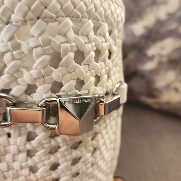 Michael Kors Charlton slides *RARE Optic White* - Picture 3 of 4